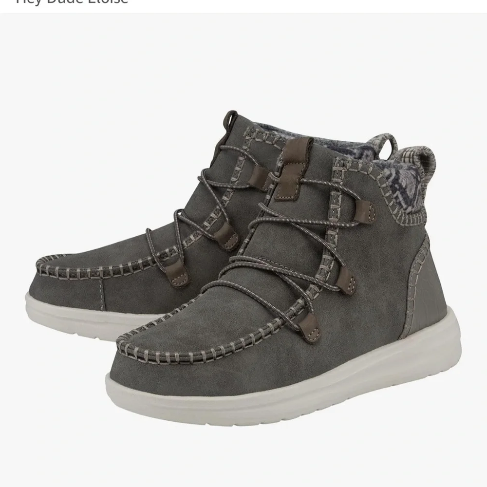 Women’s HEY DUDE Eloise recycled suede leather slip on bootie. Size 6 - Picture 2 of 12